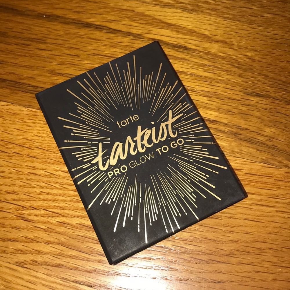 Tarte Tarteist pro to glow to go pallet!